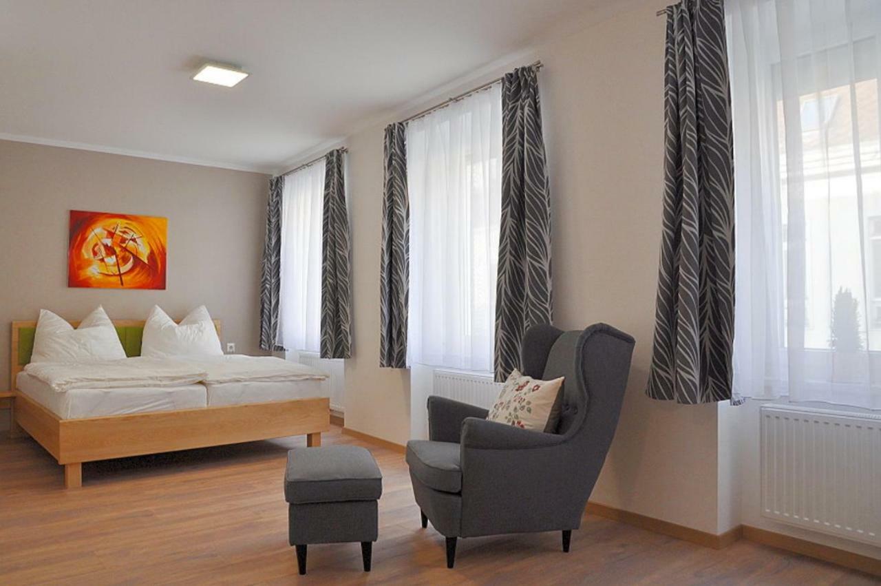 Bed Bike & Breakfast Bed and Breakfast Traismauer Buitenkant foto